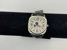 Disney Parks Mickey Mouse Men  s Watch Metal Studs Black Band New Battery