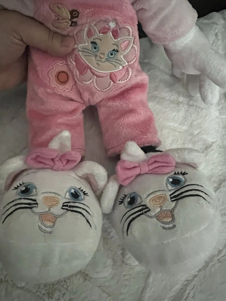 DISNEY Minnie Mouse Stuffed Doll 13” in Aristocats’ Marie Pajamas “Rare Find” - Image 3 of 4