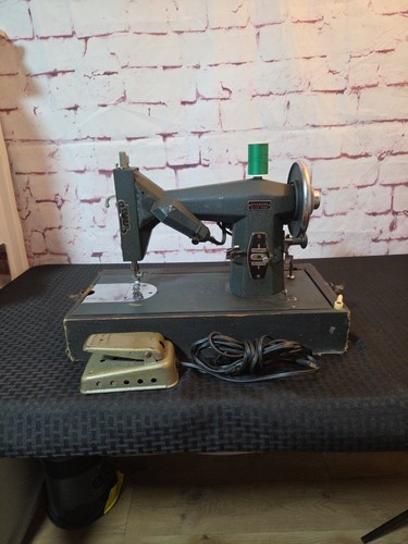 Vintage 1954 Kenmore Rotary Sewing Machine Model 117-552 Pedal WORKS!