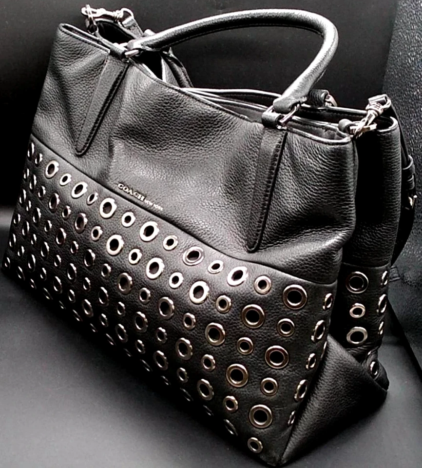 Coach Borough Grommets Bag 32339 Black Leather hand bag shoulder bag Y2K - Image 4 of 4