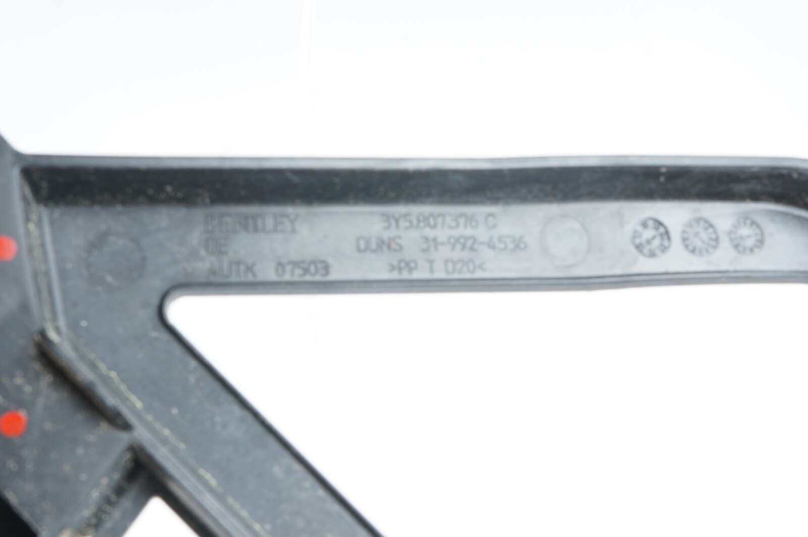 2010-2020 BENTLEY MULSANNE  REAR BUMPER OFFSIDE RIGHT BRACKET SUPPORT OEM