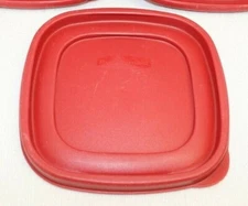 Rubbermaid Easy Find Replacement 7J64 Red Food Container Lid 6 1/2" Clean! Tight