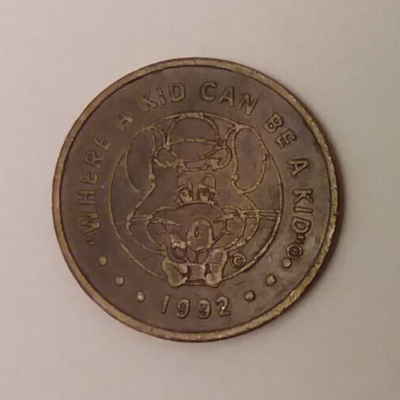 Chuck E. Cheese Pizza Arcade 1992 Copper Variety Game Token 24mm