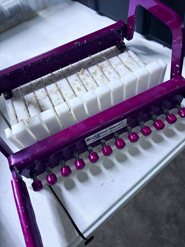 Essential Depot R.E.D. Guided Soap Cutter 10-Bar Long Loaf 1 Inch Bar Cutter