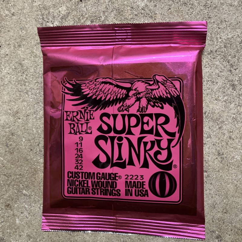 Ernie Ball 2223 Nickel Super Slinky Custom Electric Guitar Strings .009 - .042