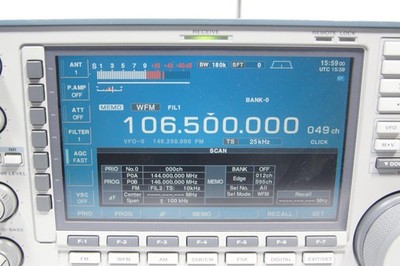 iCOM IC-R95 受信機 本体 ICOM IC-R9500 SSB, AM, FM / WFM, CW, FSK Communications Receiver