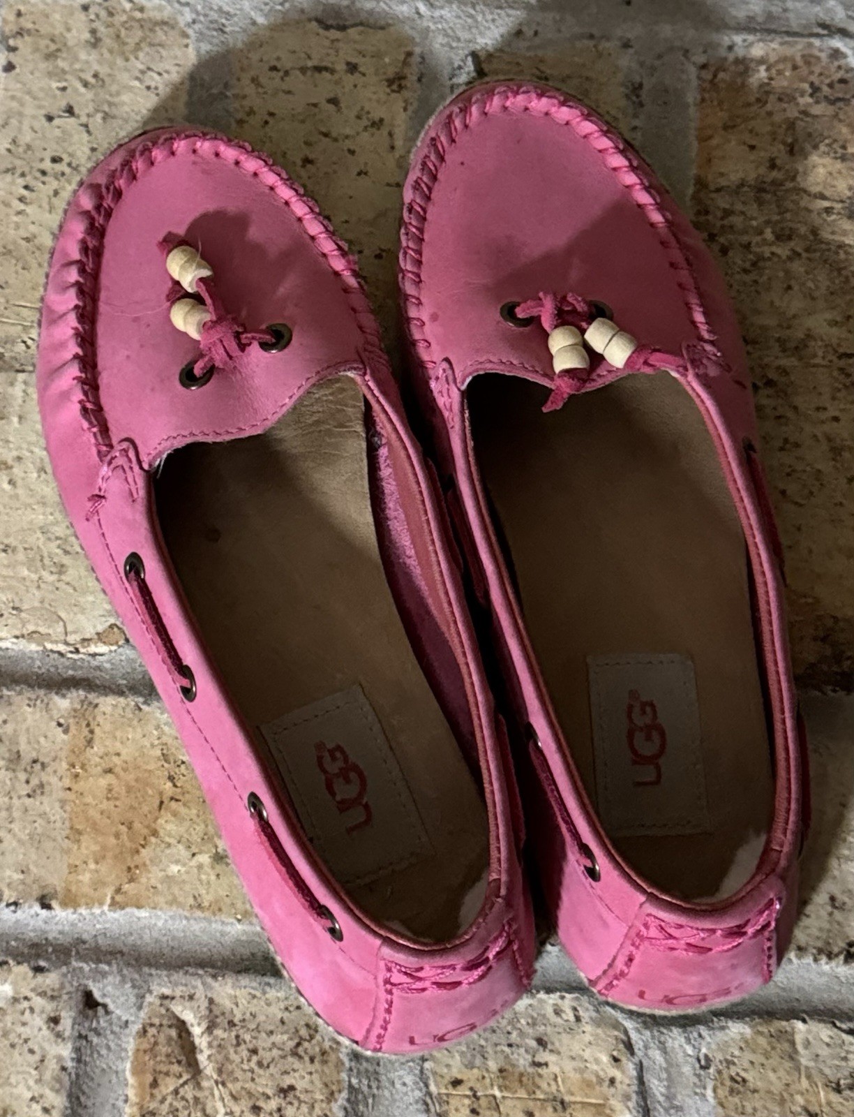 UGG Pink Beaded Moccasin Slip-On Flats Round Toe Casual Shoes Women's 7