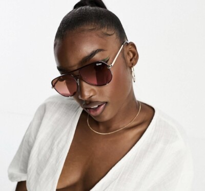 Quay Australia Heart-Shaped Sunglasses - Pink and Gold img0_800w.webp main image 4
