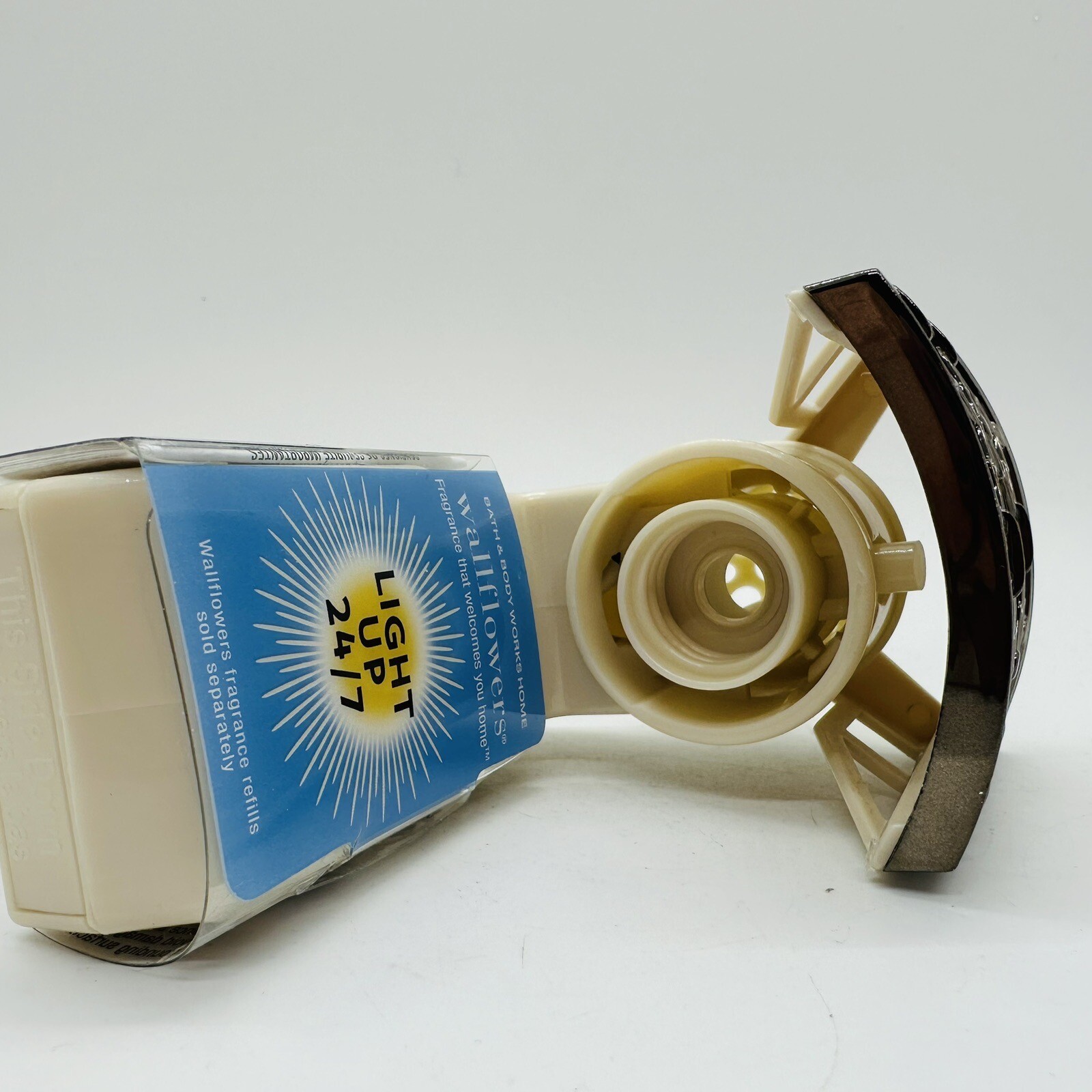 LIMITED EDITION NEW! B&BW WALLFLOWER FRAGRANCE PLUG SHINY SQUARE LIGHT