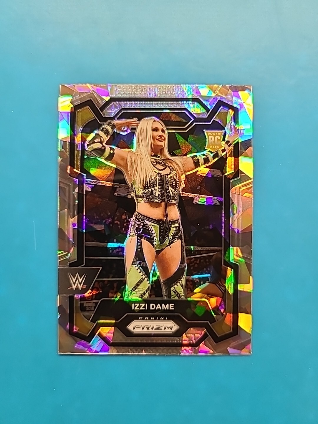 2024 Panini Prizm WWE IZZI DAME #116 CRACKED ICE PRIZM RC Rookie NXT
