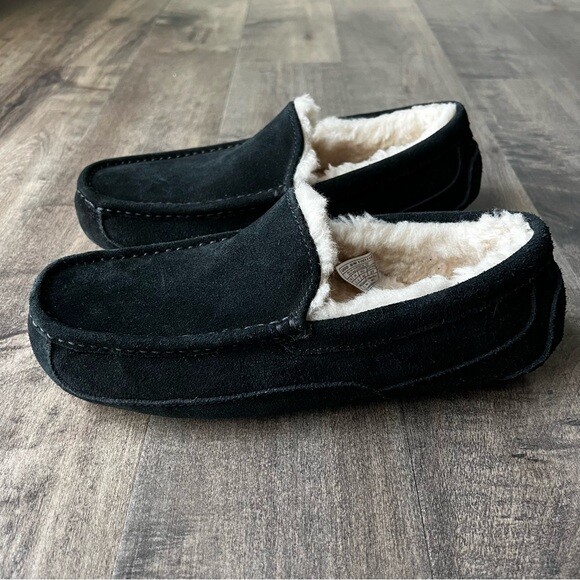 UGG Mens Ascot 1101110 Black Slippers Size