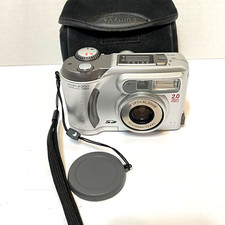 Toshiba PDR 2300 2.0 MP Digital Still Camera Silver with Case Parts or Repair
