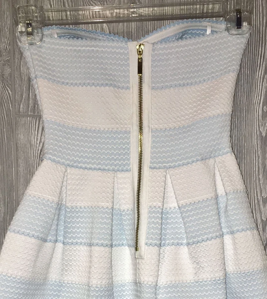 B SMART Bondage Light Blue White Fit Flare Striped Strapless Dress NEW Jrs 5 / 6 - Imagem 4 de 4