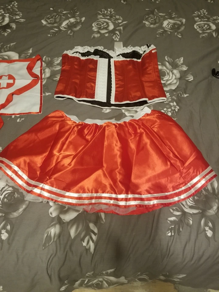 Disfraz de enfermera de Halloween para mujer talla L estilo corsé top, falda, delantal, sombrero y cuello Foto 4 de 4