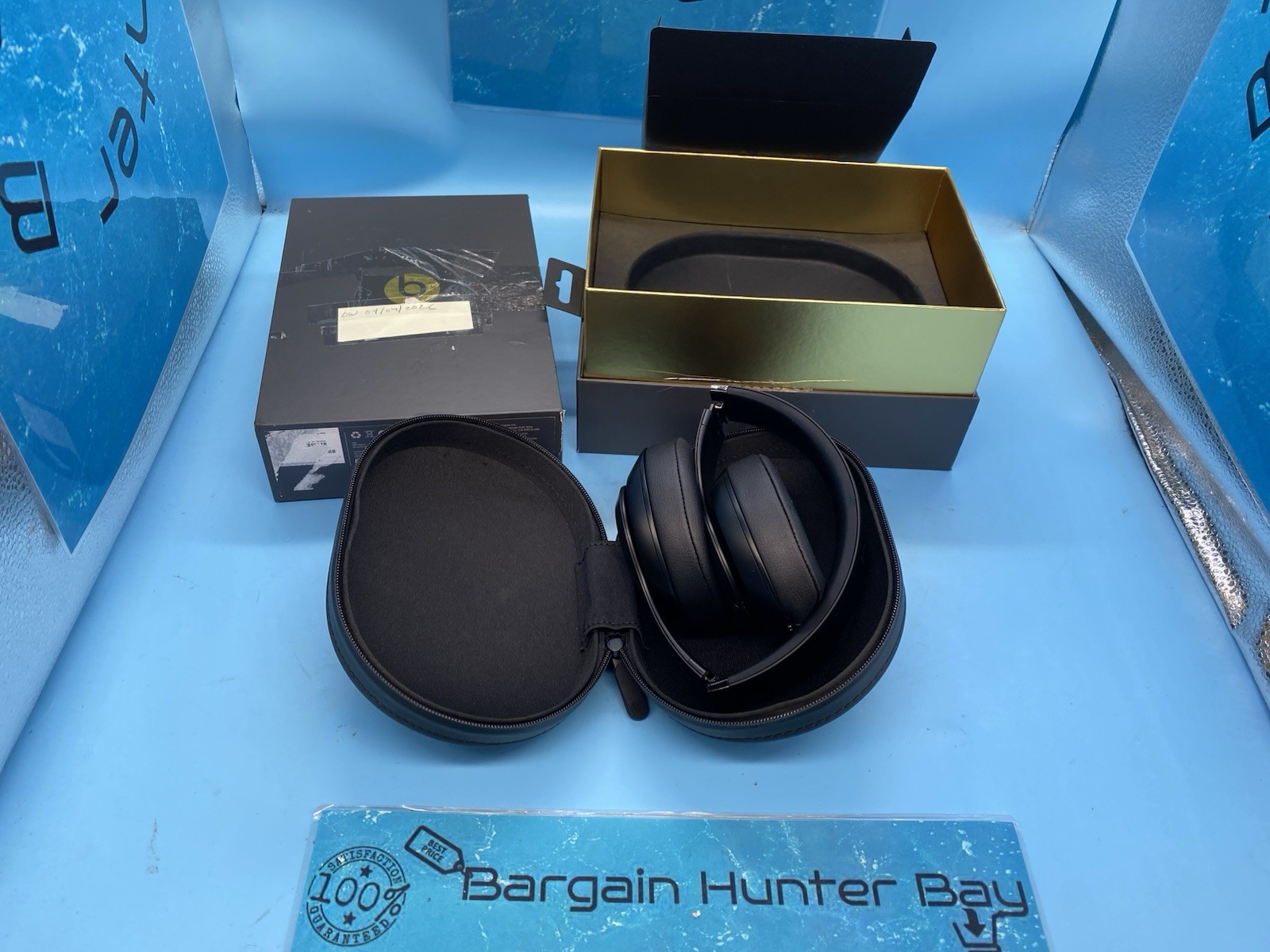 Genuine Beats Studio3 Noise-Cancelling Headphones Wireless - Black/Gold