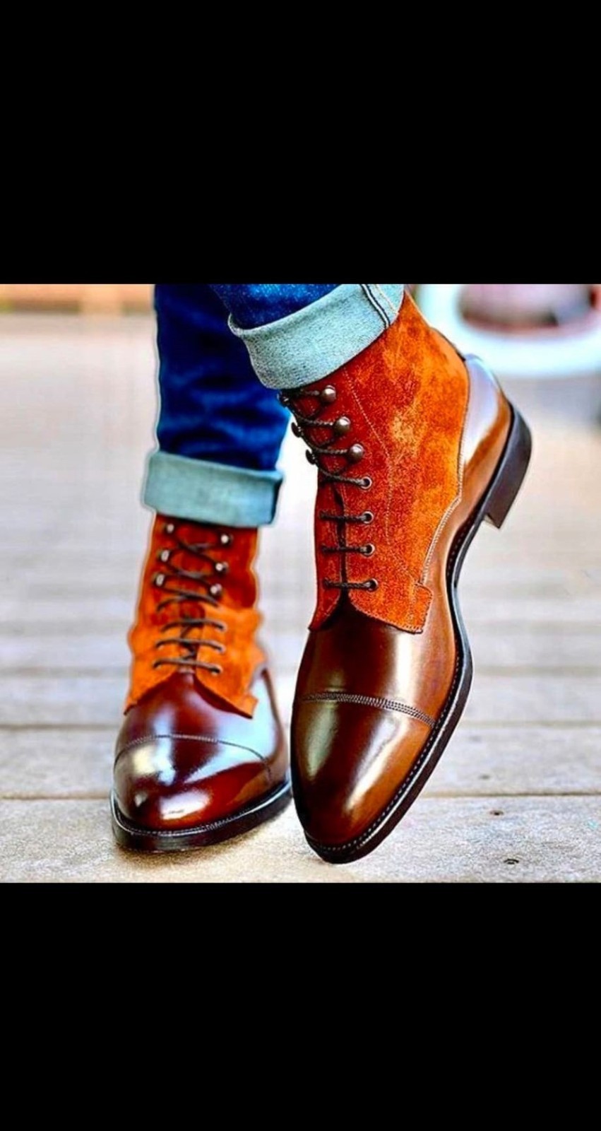 Botas al tobillo altas Oxford hechas a mano de cuero marrón gamuza tostada con puntera para hombre