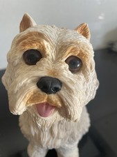 Lovely West Highland White Terrier Statue 7 Inch High Great Condition