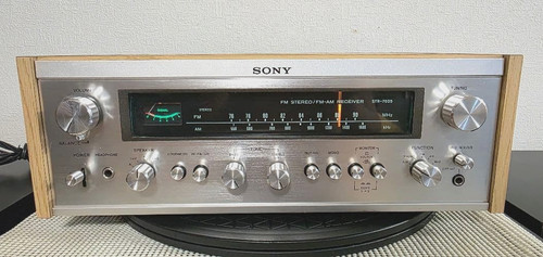 Sony STR-7025 AM FM Stereo Receiver All-silicon transistor 1975 Vintage Japan