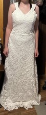 Ivory Lace A-Line Sleeveless V Neck Full-Length Classic Wedding Dress