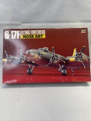Hasegawa Boeing B-17F Flying Fortress Nose Art 