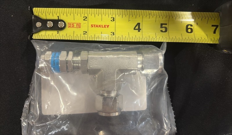 PRESSURE SAFETY VALVE, 1/2" TUBING X 1/2' TUBING, 0.19 ORIFICE, SS, 15 PSIG 