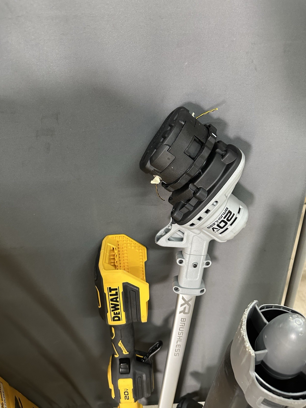 DEWALT 20V XR 14" Folding String Trimmer and Blower (Used)Tool Only (DCKO22M1)