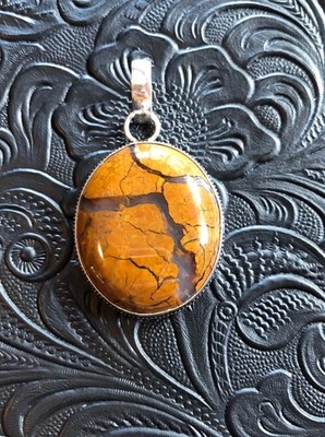 Coastal Beauty Turtleback Yellow Golden Agate Oval Pendant 1.5'' Artisan Crafted
