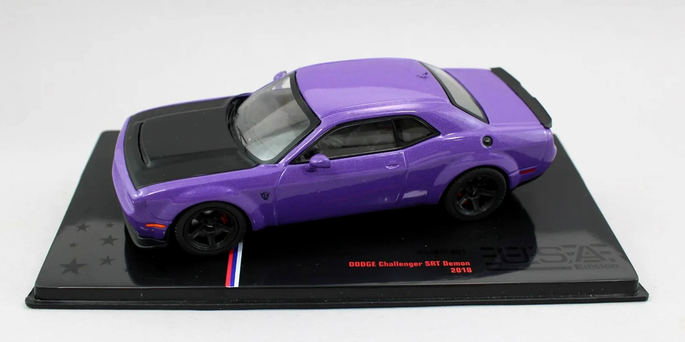 Modelo A Escala 1/43 Dodge Challenger SRT Demon 2018 Color Plum Crazy – Edición Limitada Solido