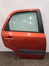 Porte arrière et accessoires Suzuki SX4