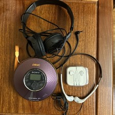 Sony D-NE320 PSYC MP3/ATRAC Portable CD Player CD Walkman Purple /headphones.