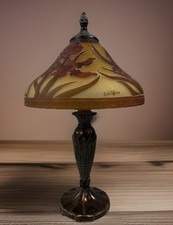 Dale Tiffany 22.5" Table Lamp Hand Painted Glass Shade Hand-Cast Poly-Resin Base