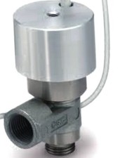 SMC XT34-303-F3, valvola di ritegno, con connettore M8.