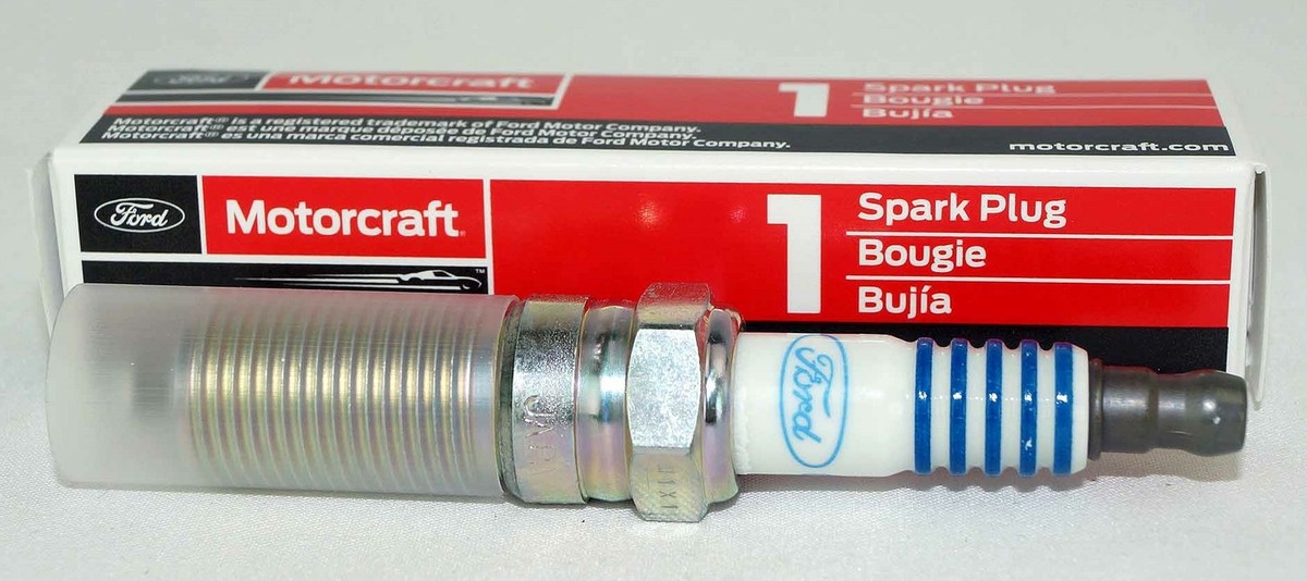 Set of 6 Genuine OEM Motorcraft SP589 CYFS12YT6 Spark Plug