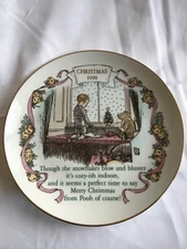 Classic Winnie the Pooh Christmas Edition 3rd in Series 1990 Willitts Galleries