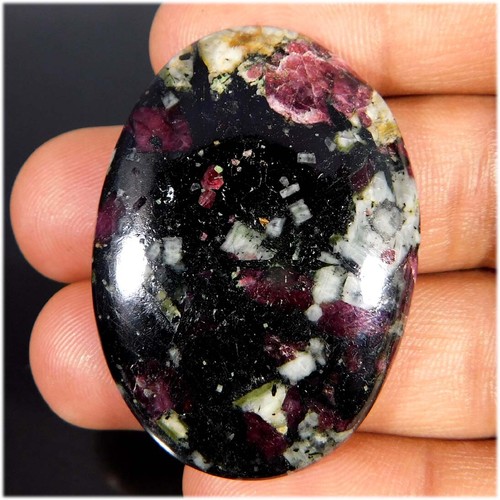 Cabochon D'Opale Dendritique Naturelle - Pierre Précieuse Ovale 33x20x6 Mm - 29.70 Carats - Australie