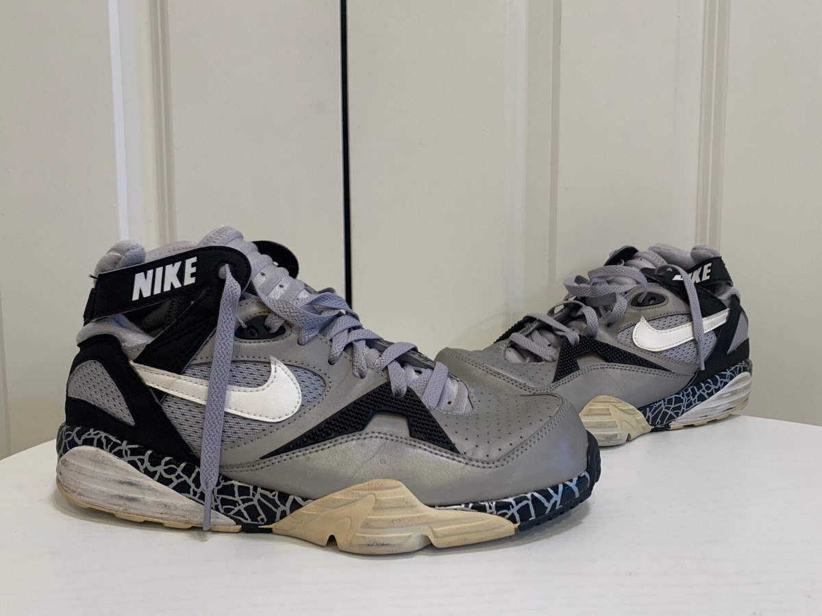 Size 8.5 - Nike Air Trainer Max 91 Qs NFL Oakland Raiders