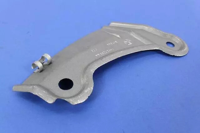 Protector de salpicaduras delantera para Fiat 500 2012-2014 (N/P 4627299AA)