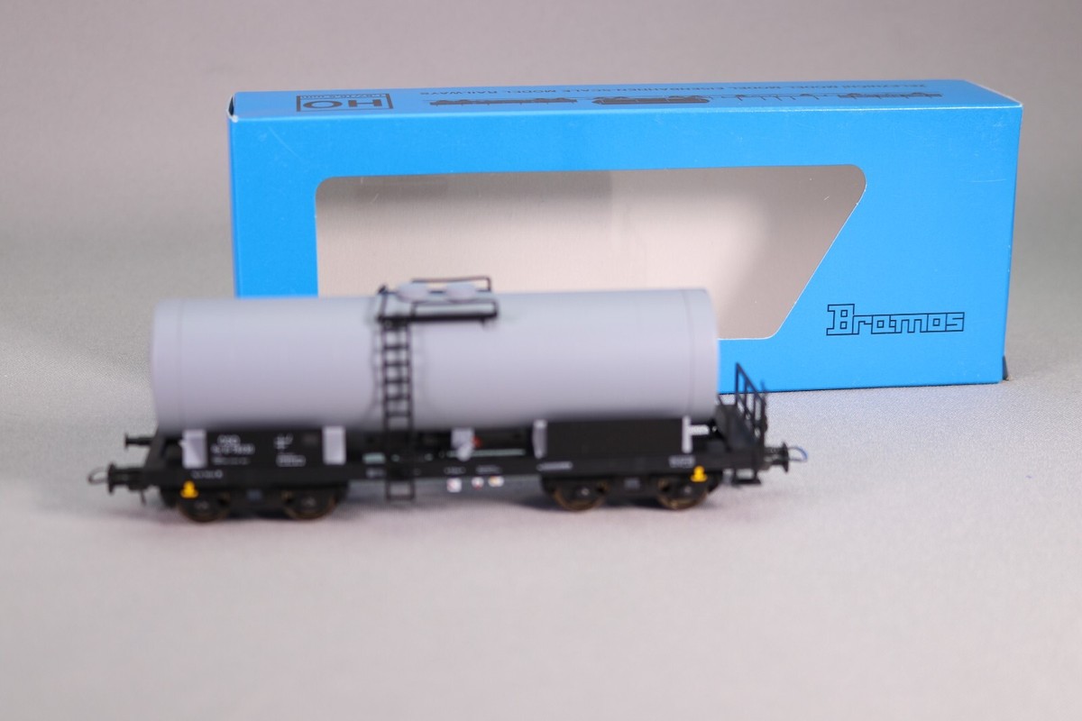 Wagon Citerne Bramos 3581 Ho - Uah/Ra CSD UZ Kesselwagen Kotlový Vůz ép. IV