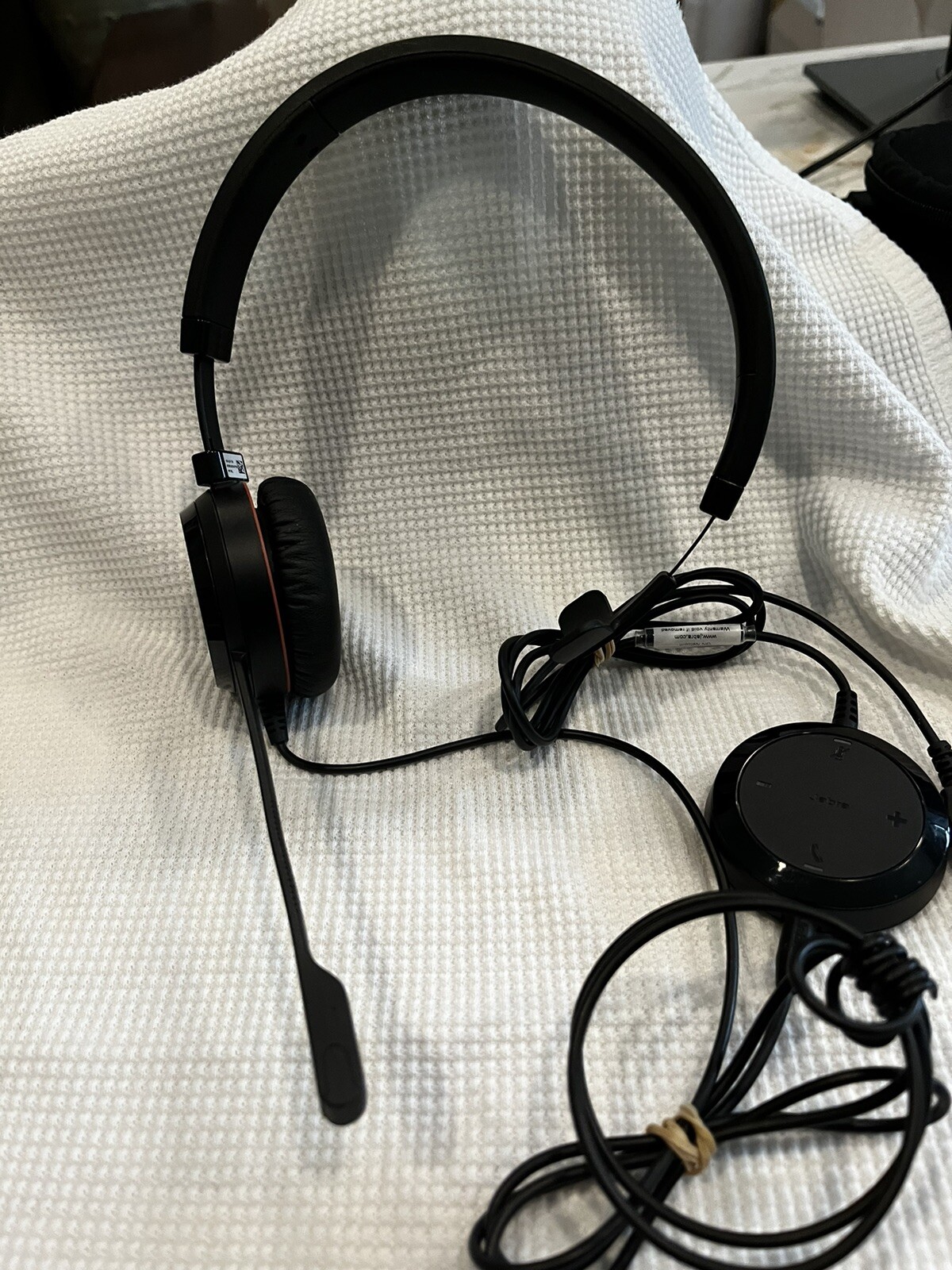 Jabra Stereo Headset Model ENC060 Wired USB Connection & Jabra Zip Case eBay