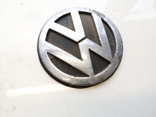 Volkswagen Polo 2004 Rear Emblem 1j6853630a, Genuine #994865-09