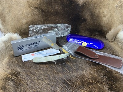 Dovo Buffalo Horn Bergischer Lowe 5/8 Germany Straight Razor 24kt.Gold Etch ''A''