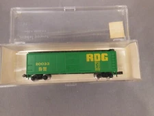 N SCALE MODEL POWER READING 40' BOX CAR