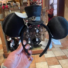 Authentic Disney Pirates of the Caribbean series Black Bow Minnie Ears Headband