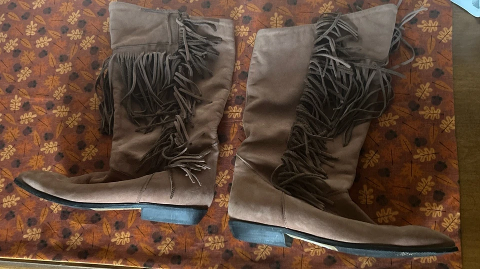 Botas Mootsies Tootsies para mujer talla 8,5 con flecos cuero gamuza marrón castaño Foto 3 de 4