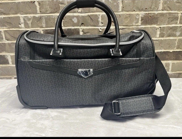 GUESS KINNEY TRAVEL DUFFLE ROLLING WHEEL BAG COAL BLACK LOGO
