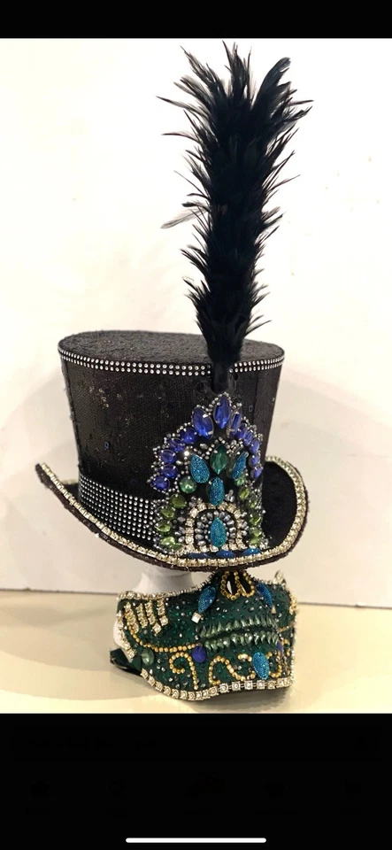 ¡Fabuloso sombrero con joyas y 1/2 máscara! ¡Hecho a mano en Inglaterra! Único en su clase ¡Nuevo! Foto 3 de 4