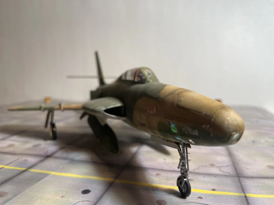 Nicely built 1:48 scale RF-84F Thunderflash USAF Vietnam War Camouflage *READ* - Image 3 of 4
