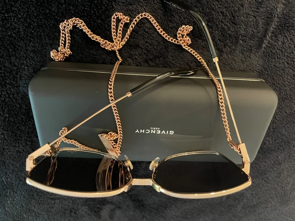 Gafas de sol Givenchy para mujer Foto 3 de 4