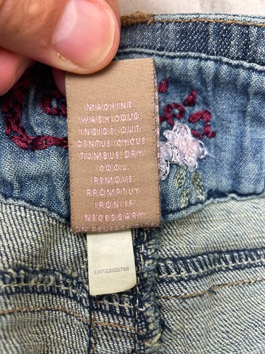 Candie's Capris Jeans Womens Blue Denim Floral Embroidered Zip Fly NWT Sz 5 - Picture 14 of 24