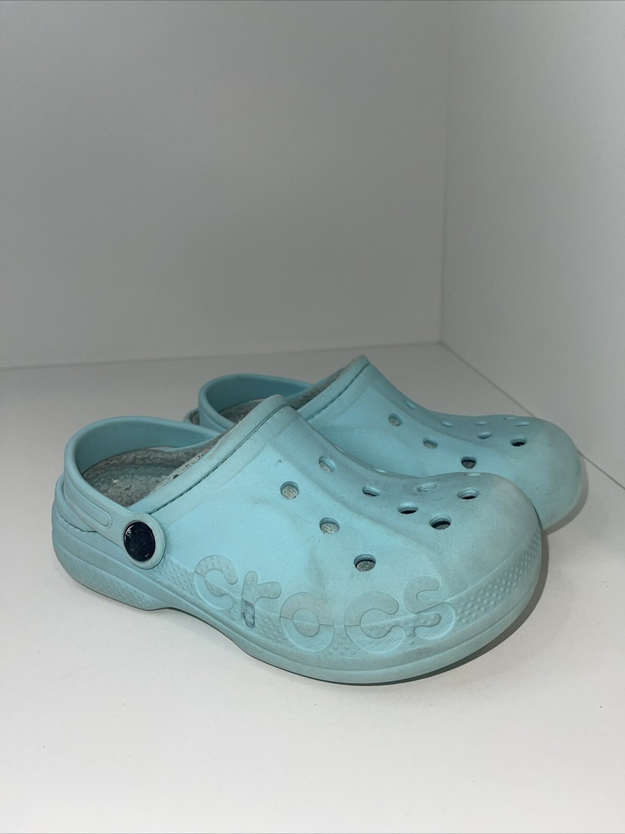 Crocs Classic Light Blue Clogs Slip On Shoes Kids Size J1 Faux Fur Lined
